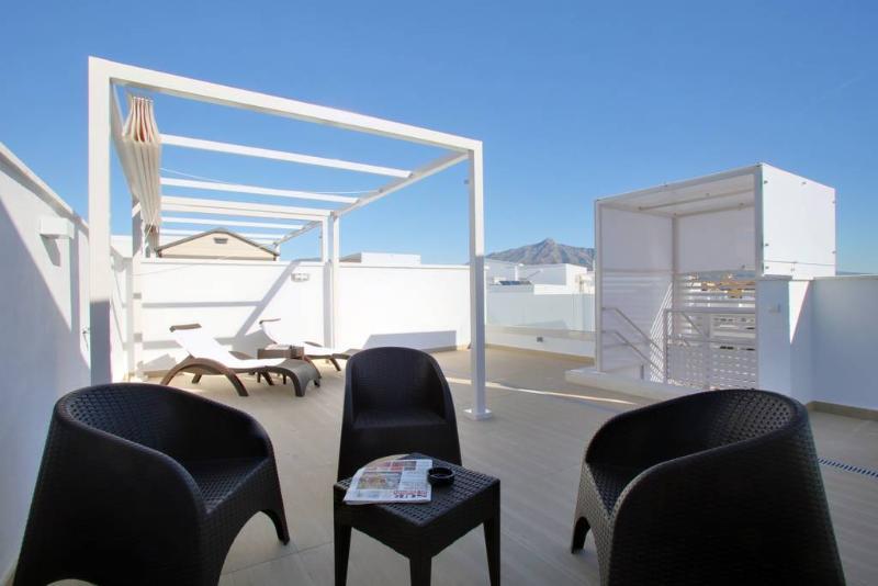 Aqua Apartments Vento, Marbella Ngoại thất bức ảnh